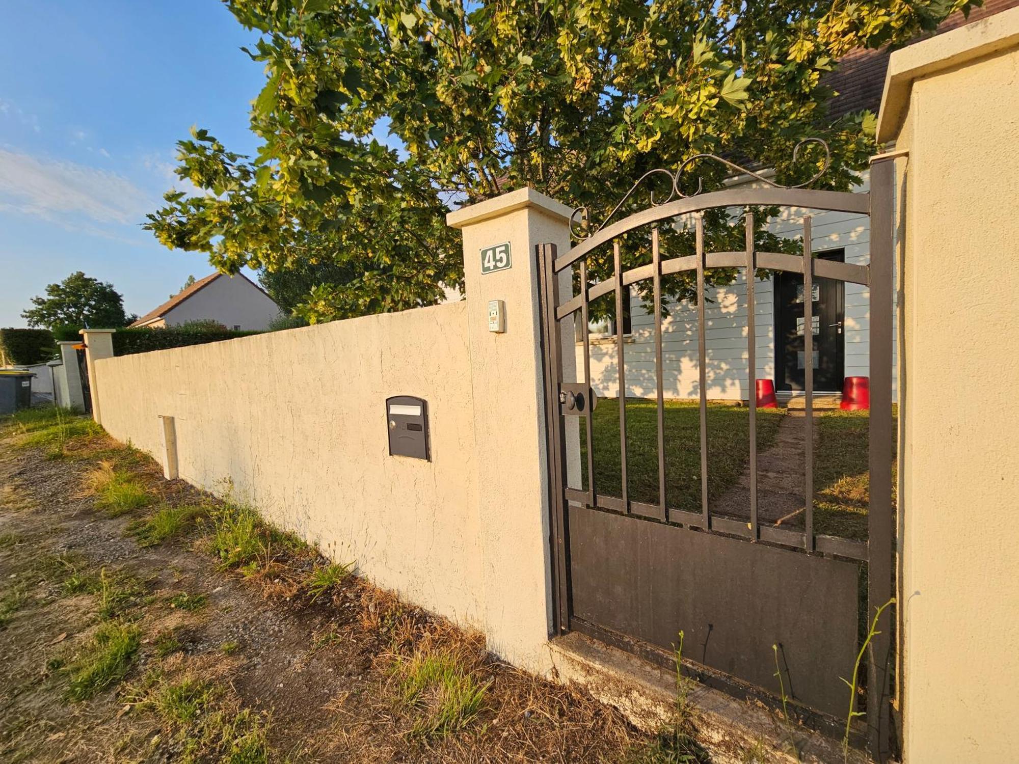 Comme A La Maison Monnaie Eksteriør billede
